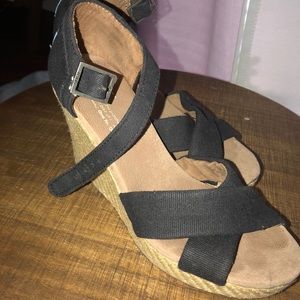 TOMS Black wedges! Used a few times only!